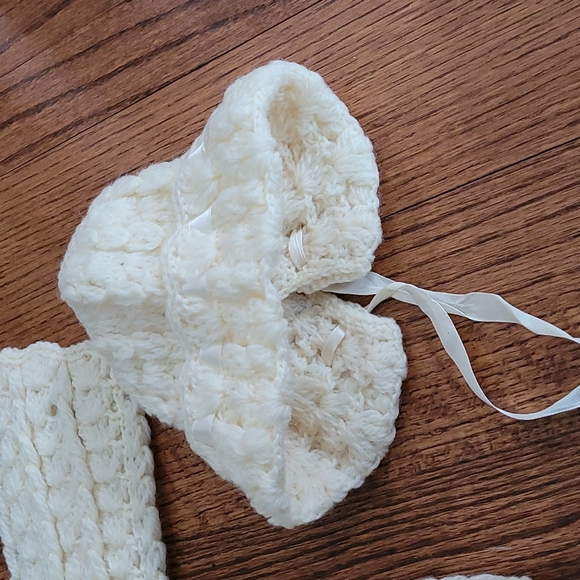 Vintage Handmade Knit Baby Sweater and Bonnet Set - Picture 11 of 11